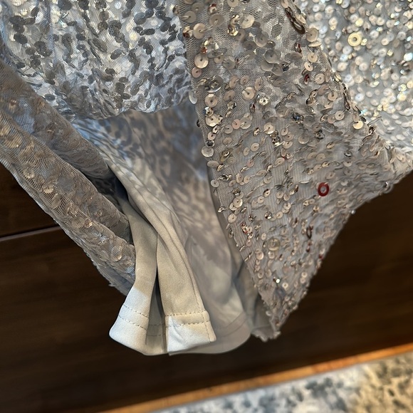 NWT Adrianna Papell Embellished Sheath Dress Size 10 - Picture 5 of 11